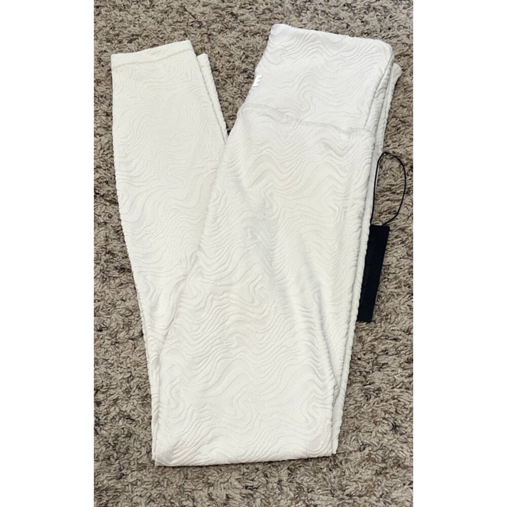 Life Time Ripple Compression 7/8 Legging Chalk Size XS New with tags